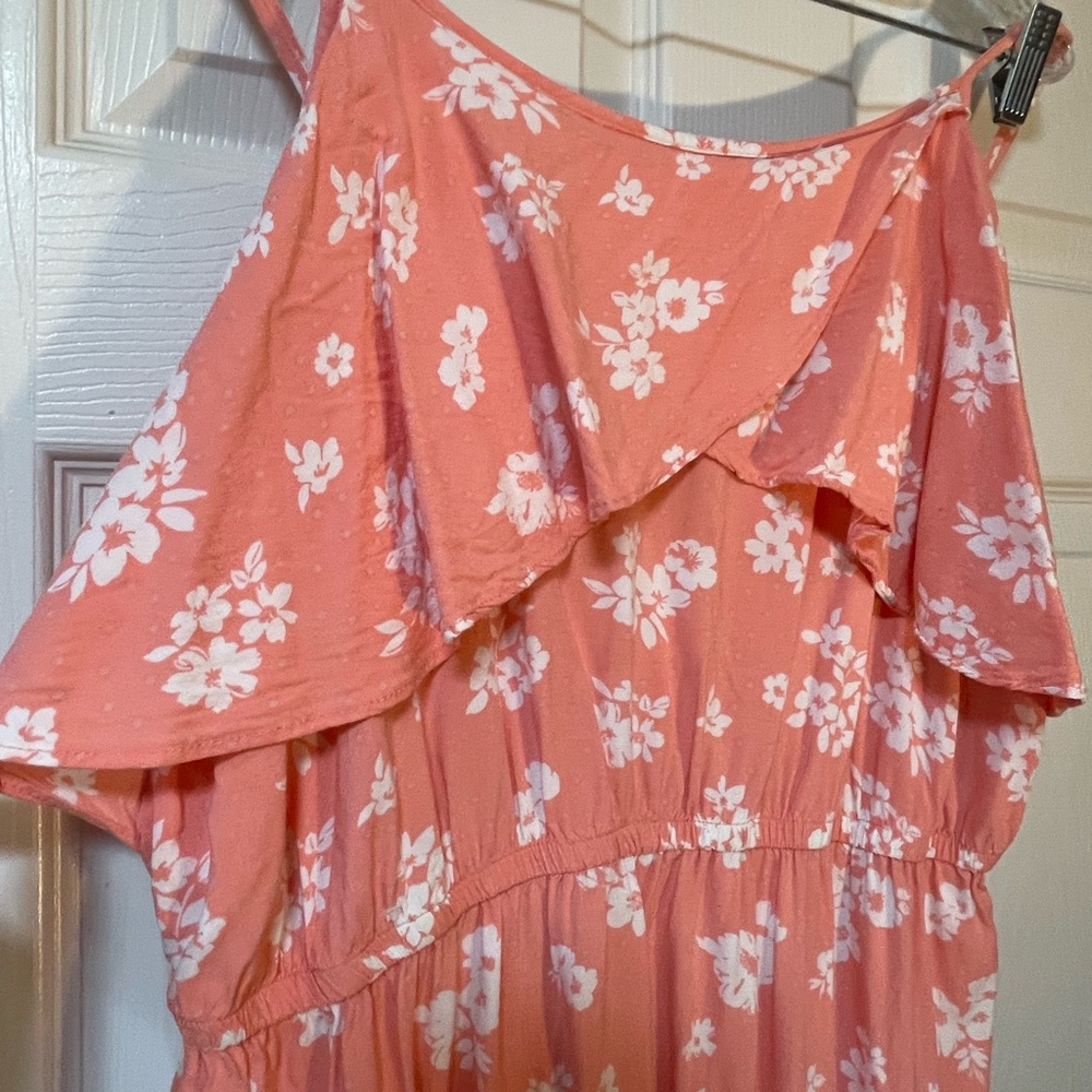 Payton & Parker Plus Peach Maxi Ruffle Dress - Picture 2 of 5
